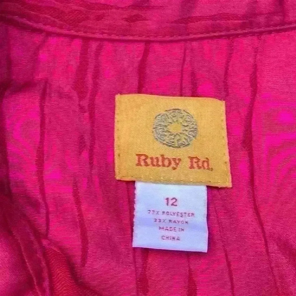 Ruby Rd. Women’s size 12 Red jacket with button closure, - Picture 8 of 9